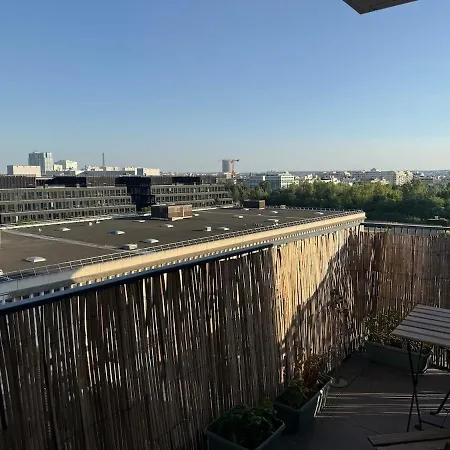 Eiffel Tower View Penthouse * クリシー